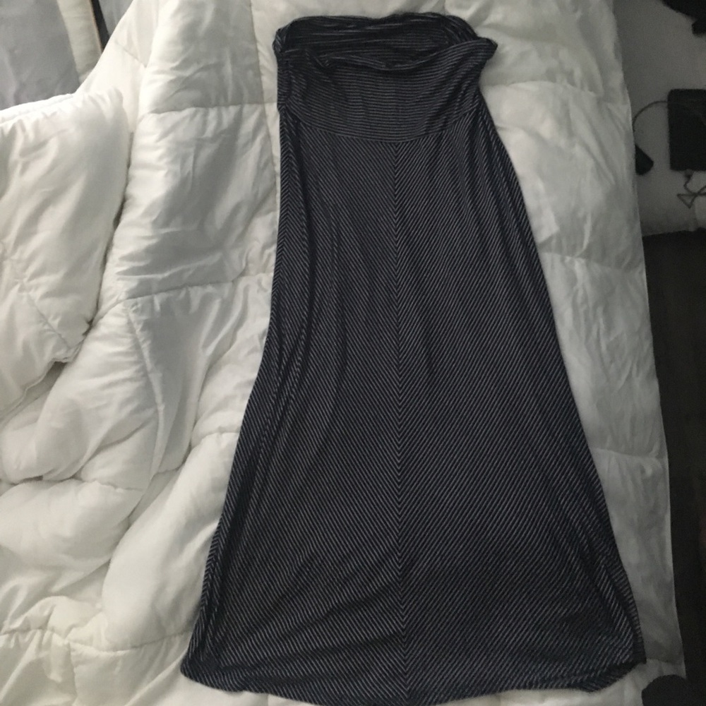 Navy stripped maternity maxi skirt